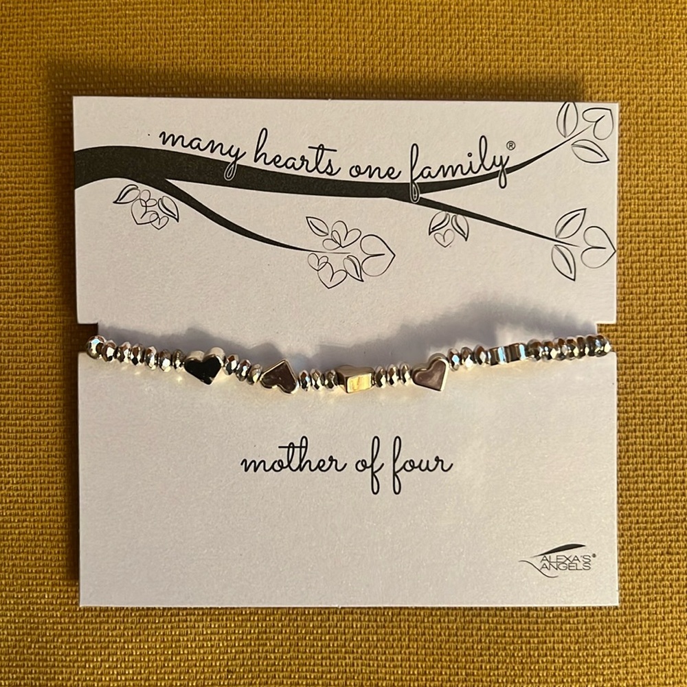 Alexa’s Angels silver Mother of Four stretch bracelet with lead free metal.